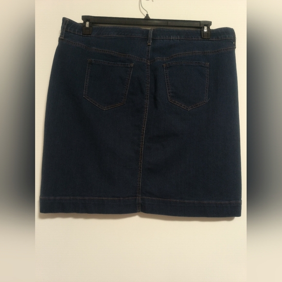 Jean Mini Plus Skirt / Size 18W - Picture 2 of 5